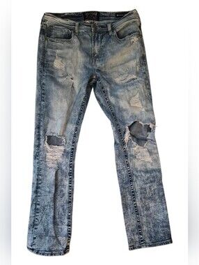 Women's Distressed Light Blue Ripped Jeans By Salvage, The Buckle Brand Sz 34 R